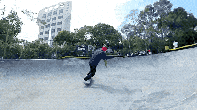 Insta360 X4 - Caméra d'action étanche 360 8K